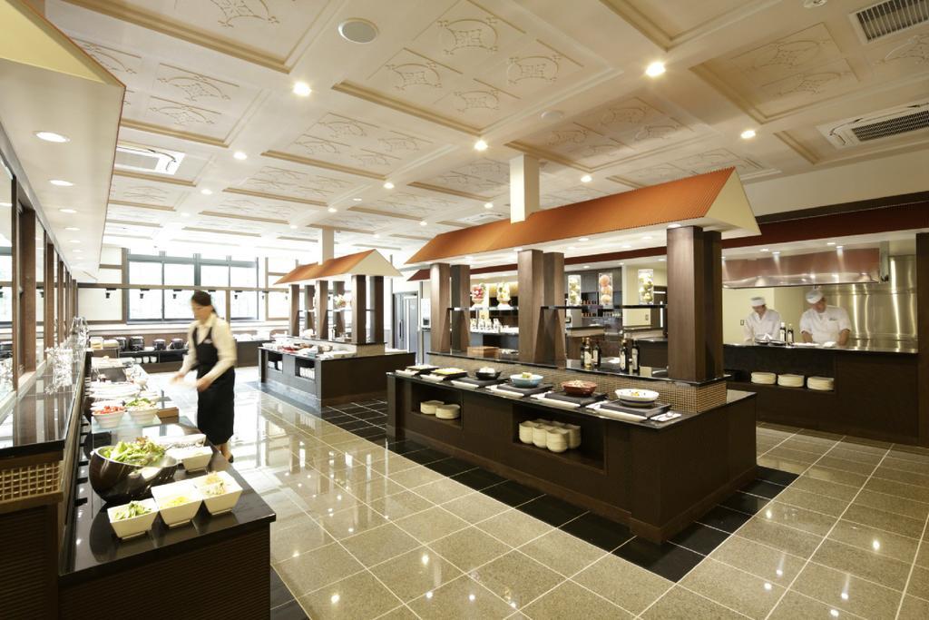 Fujikawaguchiko Onsen Konanso Hotel Exterior foto A buffet restaurant in Japan